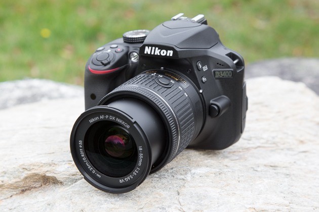 На сколько хватает заряда аккумулятора Nikon D3400?